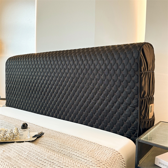 91家纺网 家纺一手货源 找家纺 情恒家纺 2025夏季款亮光布加厚双面用床头罩 静谧黑