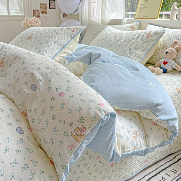 91家纺网 家纺一手货源 找家纺 羽爱家纺 2025新款A类双面全棉印花床盖套件 兔子乐园