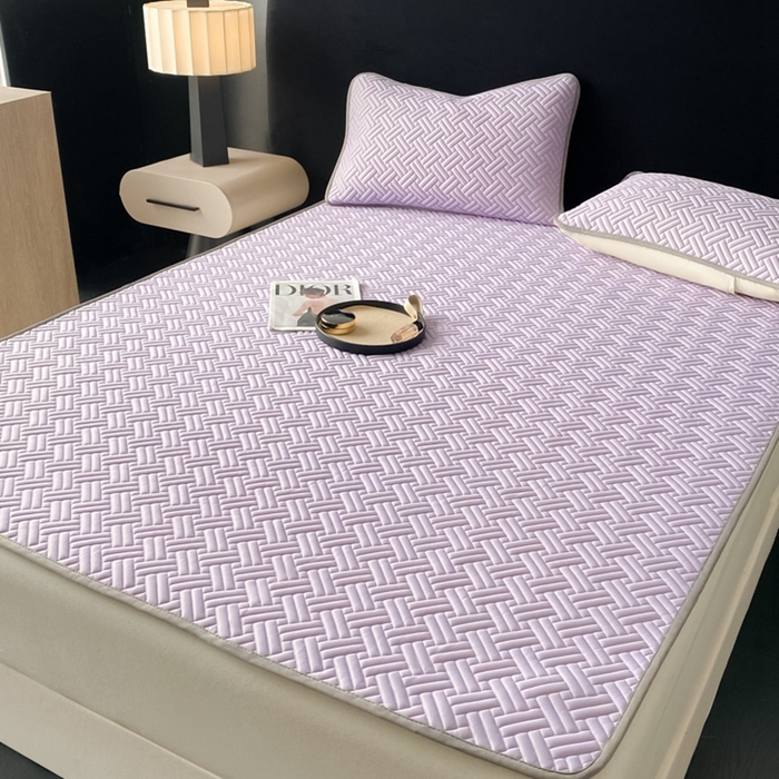 91家纺网 家纺一手货源 找家纺 欧邦 2025新款加厚纯色凉席四件套--凉席三件套 饼干花-浅紫