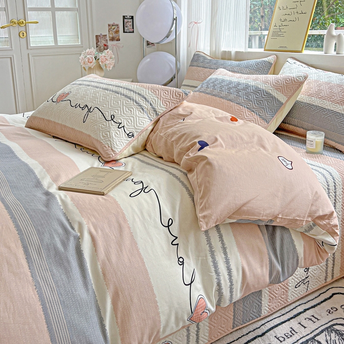 91家纺网 家纺一手货源 找家纺 羽爱家纺 2025新款A类双面全棉印花床盖套件 心悦