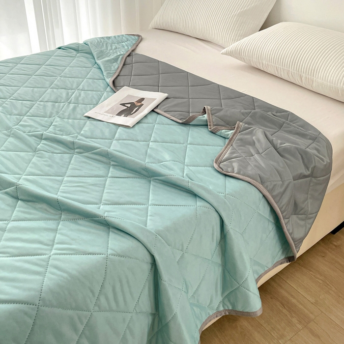 91家纺网 家纺一手货源 找家纺 富艺隆 2025新款纯色凉感丝夏被 果绿