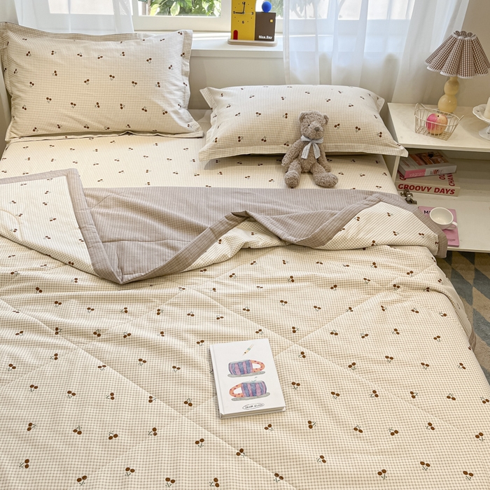 91家纺网 家纺一手货源 找家纺 菲梵家纺 2025春夏新品A类全棉喷气印花夏被 被子被芯 樱姿