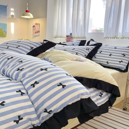 2025水洗棉花边四件套_9067 蝴蝶结-条纹蓝