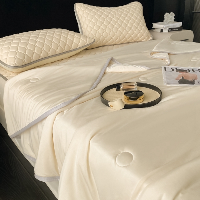 91家纺网 家纺一手货源 找家纺 欧邦 2025新款加厚纯色凉席四件套--夏被四件套 方格-米杏