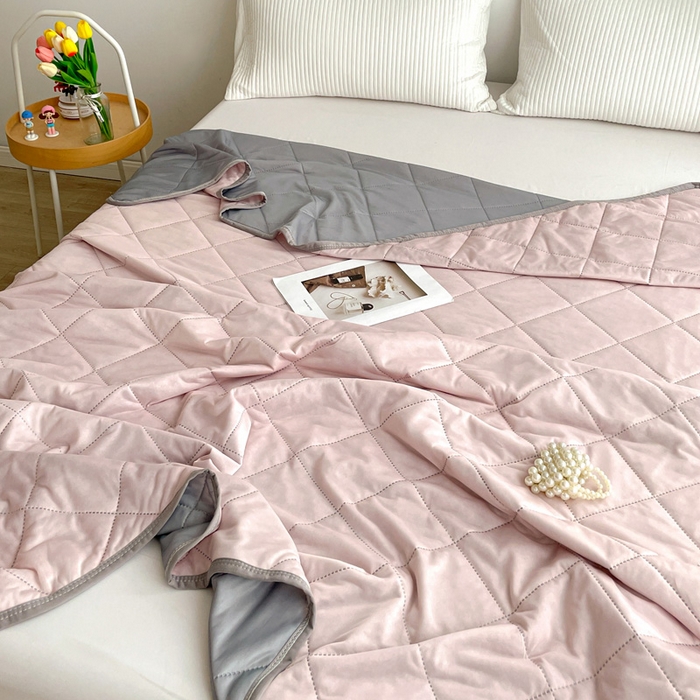 91家纺网 家纺一手货源 找家纺 富艺隆 2025新款纯色凉感丝夏被 玉粉