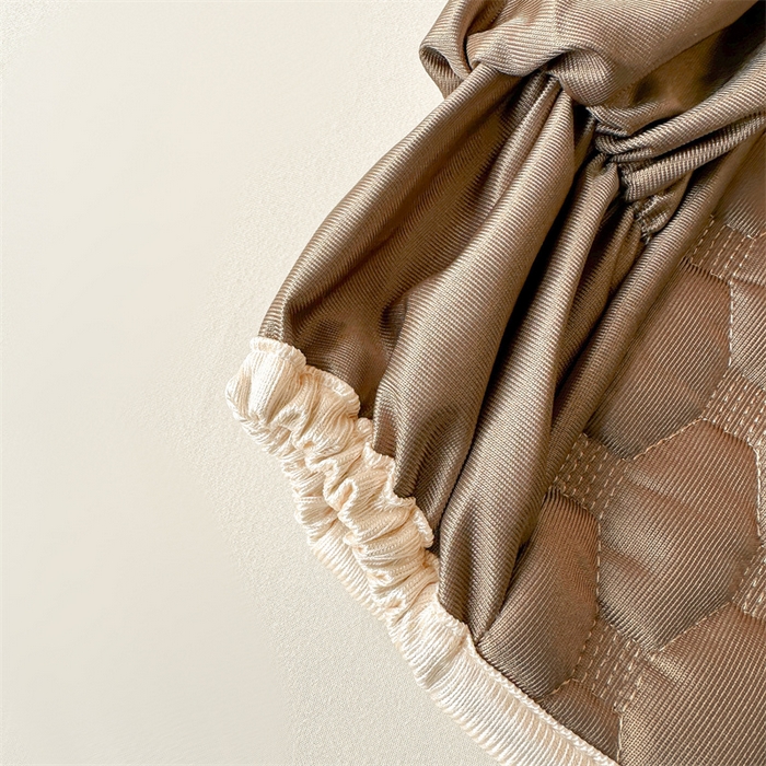 91家纺网 家纺一手货源 找家纺 情恒家纺 2025夏季款亮光布加厚双面用床头罩 00焦糖色