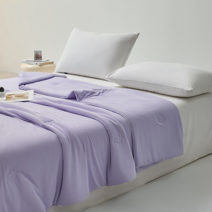 91家纺网 家纺一手货源 找家纺 欧邦 2025新款全消光冰皮凉感锦氨夏被 安娜紫