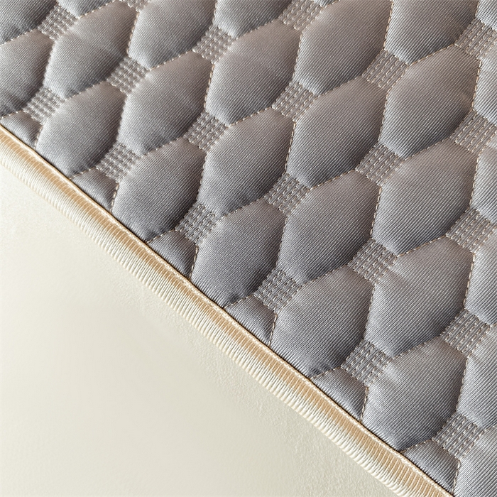 91家纺网 家纺一手货源 找家纺 情恒家纺 2025夏季款亮光布加厚双面用床头罩 淡雅灰