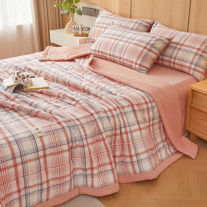 91家纺网 家纺一手货源 找家纺 创优家纺 2025新款无印风格子新疆棉夏被空调被纯棉花被夏被子薄被芯水洗棉包检测 星空粉