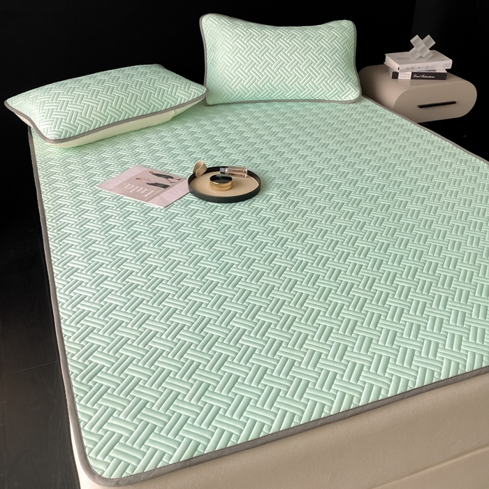 91家纺网 家纺一手货源 找家纺 欧邦 2025新款加厚纯色凉席四件套--凉席三件套 饼干花-水绿