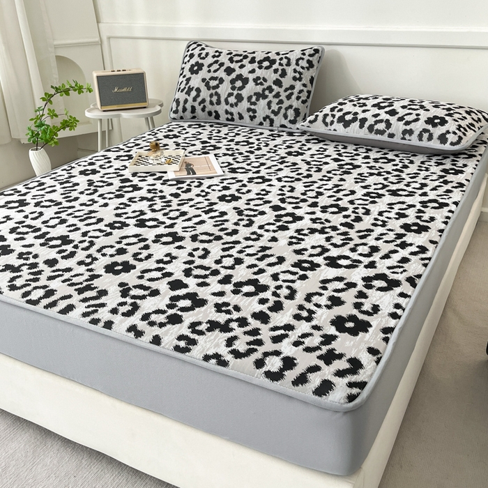 91家纺网 家纺一手货源 找家纺 子曰 2025新款高定版A类PE聚乙烯凉感凉席提花凉席床笠 豹纹-灰【床笠款】