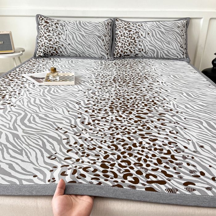 91家纺网 家纺一手货源 找家纺 子曰 2025新款高定版A类PE聚乙烯凉感凉席提花凉席床笠 魅野-灰【平铺款】