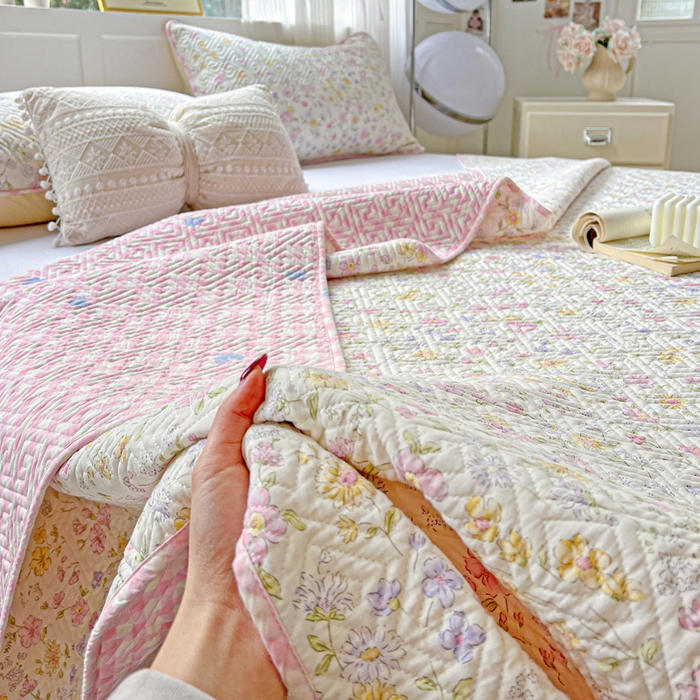 91家纺网 家纺一手货源 找家纺 羽爱家纺 2025新款A类双面全棉印花床盖套件 向阳花开