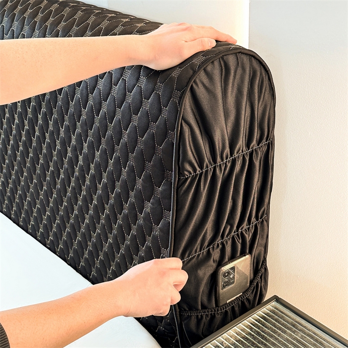 91家纺网 家纺一手货源 找家纺 情恒家纺 2025夏季款亮光布加厚双面用床头罩 静谧黑