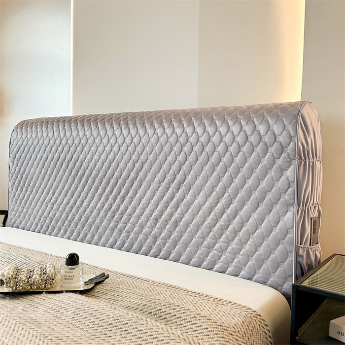 91家纺网 家纺一手货源 找家纺 情恒家纺 2025夏季款亮光布加厚双面用床头罩 珠光银