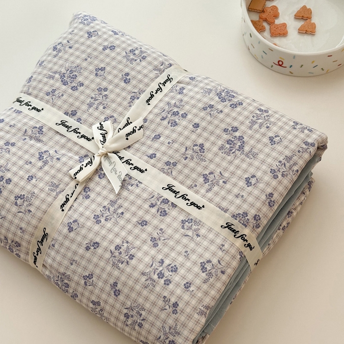 91家纺网 家纺一手货源 找家纺 塞纳 2026新款.全棉有氧双层纱四件套-场景二-倩影-兰