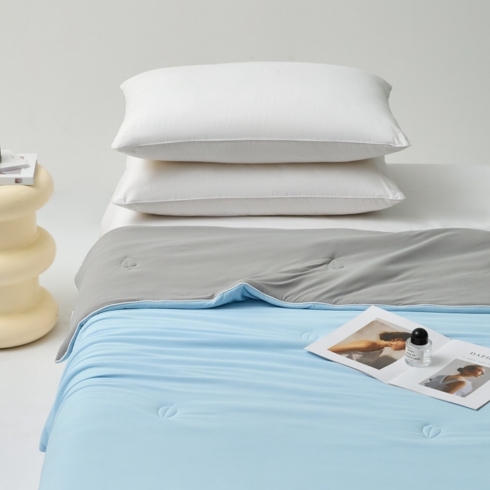 91家纺网 家纺一手货源 找家纺 欧邦 2025新款全消光冰皮凉感锦氨夏被 双拼-蓝灰