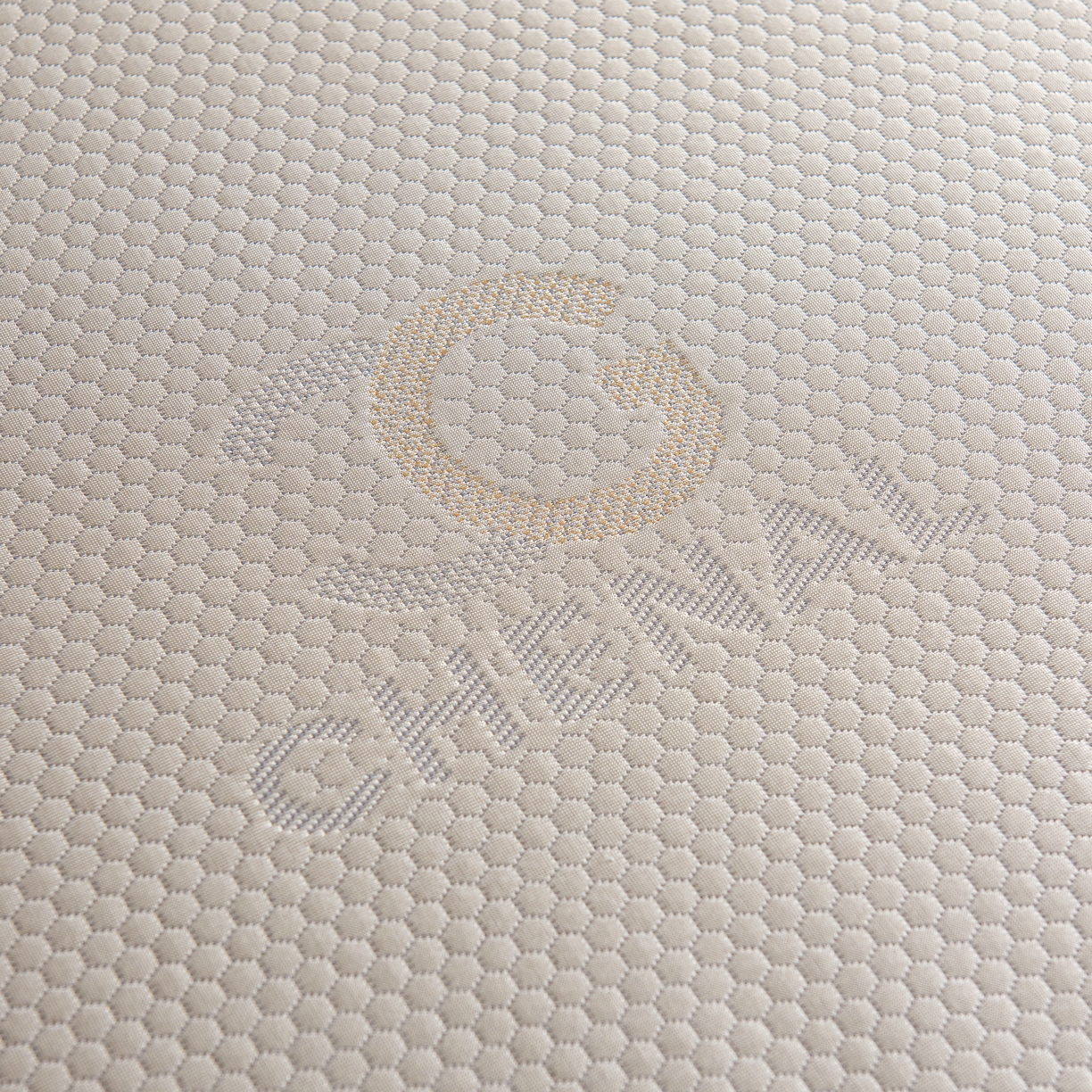 91家纺网 家纺一手货源 找家纺 青雅席业 2025年新款凉感因子母婴级凉感丝豆豆席 香奈儿-香槟