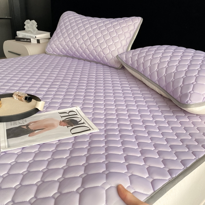 91家纺网 家纺一手货源 找家纺 欧邦 2025新款加厚纯色凉席四件套--凉席三件套 方格-浅紫