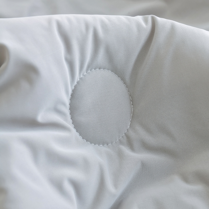 91家纺网 家纺一手货源 找家纺 圣尔雅2025新款A类高克重锦纶氨纶黑科技凉感夏被冰激凌空调被夏凉被 太空灰