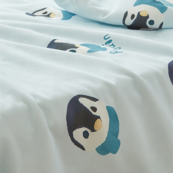 91家纺网 家纺一手货源 找家纺 艾佳宝贝 2025新款A类全棉纯棉儿童单枕套多尺寸可拆式枕头 乖萌小企鹅