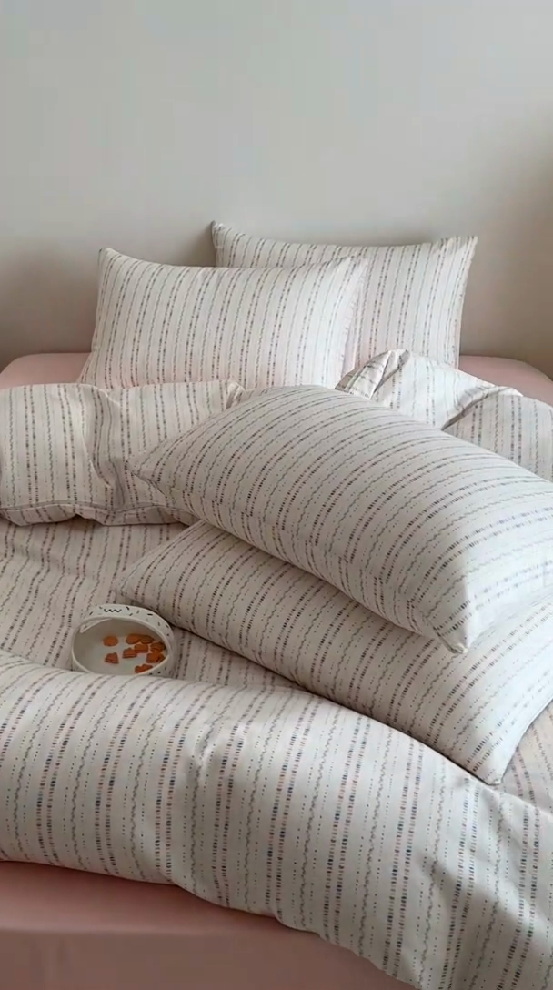 91家纺网 家纺一手货源 找家纺 塞纳 2026新款.全棉有氧双层纱四件套-场景二-绛妍-米