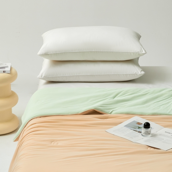 91家纺网 家纺一手货源 找家纺 欧邦 2025新款全消光冰皮凉感锦氨夏被 双拼-驼绿