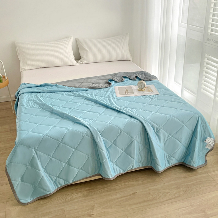 91家纺网 家纺一手货源 找家纺 富艺隆 2025新款纯色凉感丝夏被 天蓝