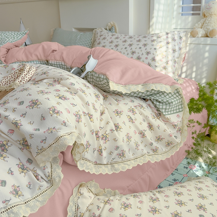 91家纺网 家纺一手货源 找家纺 竹合家纺 2025新款春日碎花法式镂空花边款式提花皱皱四件套 法式-花束蛋糕