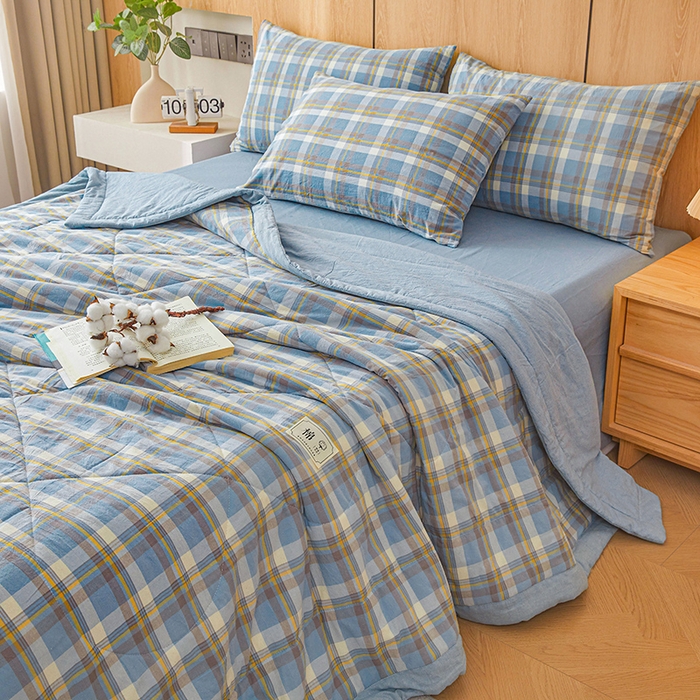 91家纺网 家纺一手货源 找家纺 创优家纺 2025新款无印风格子新疆棉夏被空调被纯棉花被夏被子薄被芯水洗棉包检测 简兮蓝