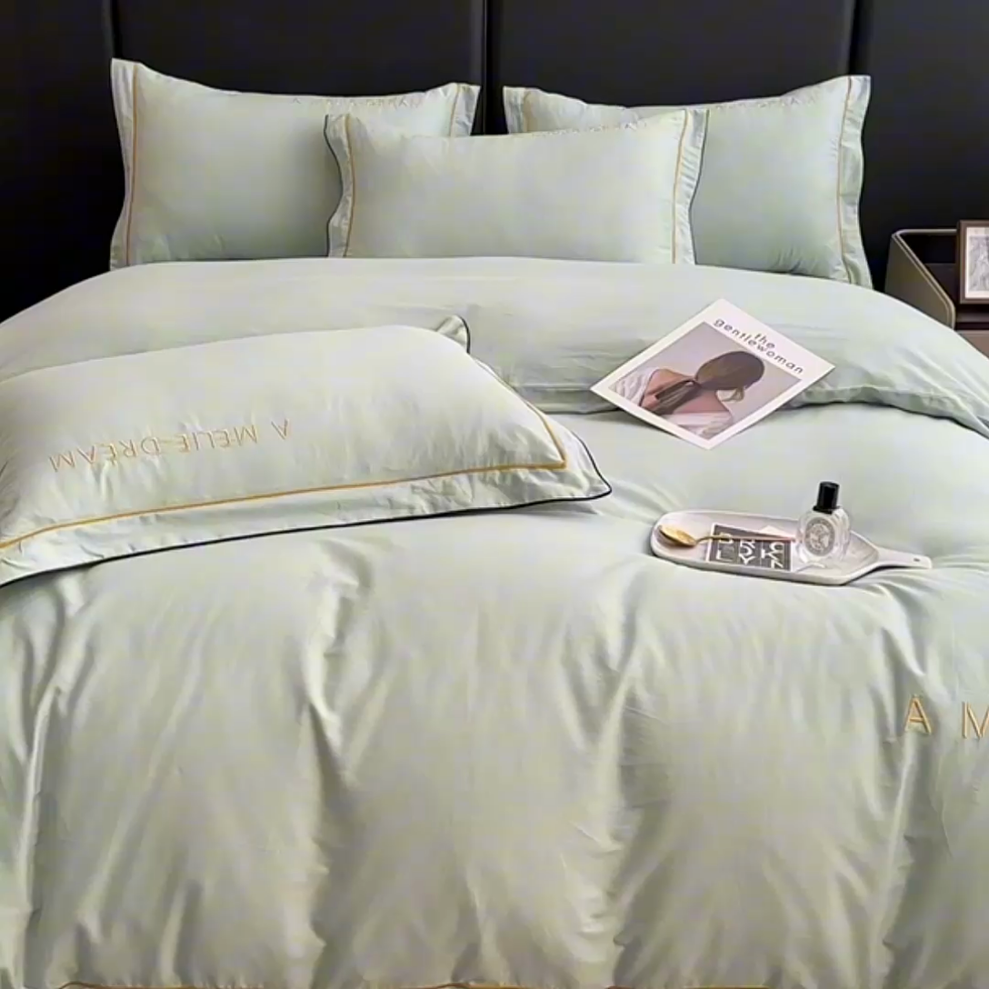 91家纺网 家纺一手货源 找家纺 宇彬家纺 2025新款直播热款13374全棉母婴级压线一字绣宽边枕套被套纯色滚边麻绳四件套贡缎新疆长绒 梦系列-炫彩绿