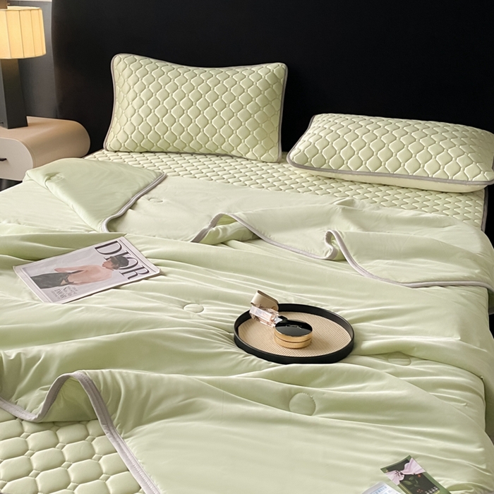 91家纺网 家纺一手货源 找家纺 欧邦 2025新款加厚纯色凉席四件套--夏被四件套 方格-果绿