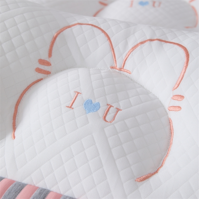 91家纺网 家纺一手货源 找家纺 大熊枕芯 2025新款刺绣款情侣枕 刺绣款情侣枕-粉中枕一只