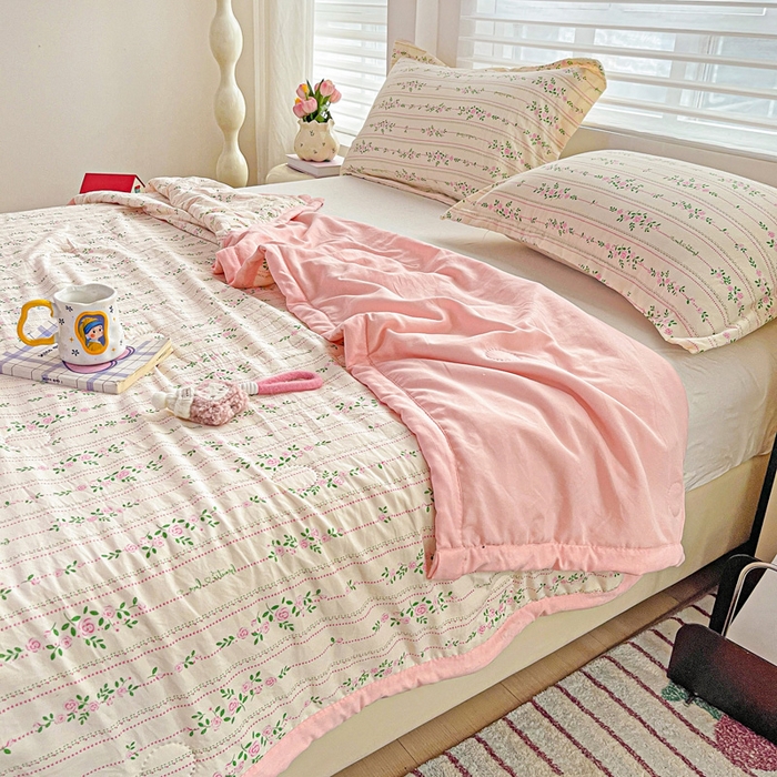 91家纺网 家纺一手货源 找家纺 富艺隆 2025新款水洗棉印花夏被 心跳回声