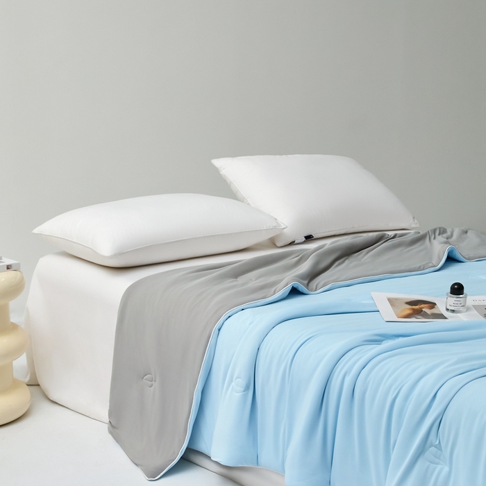 91家纺网 家纺一手货源 找家纺 欧邦 2025新款全消光冰皮凉感锦氨夏被 双拼-蓝灰