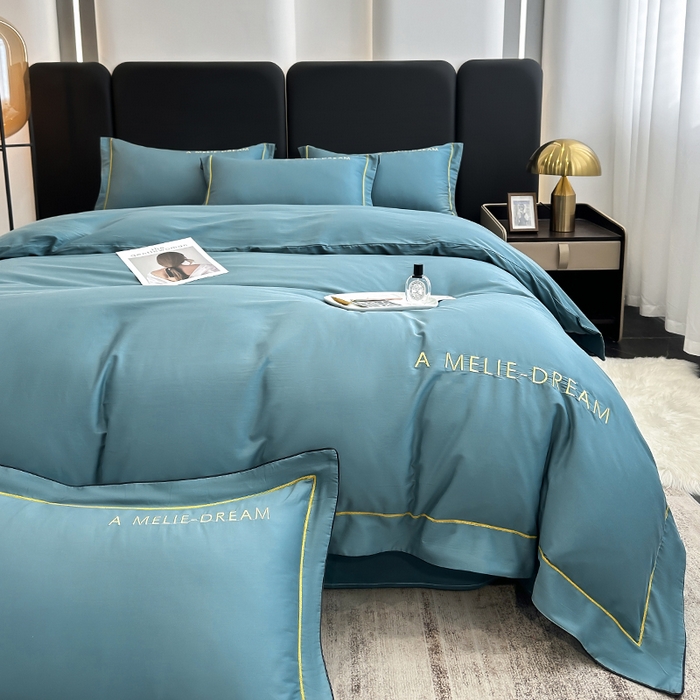 91家纺网 家纺一手货源 找家纺 宇彬家纺 2025新款直播热款13374全棉母婴级压线一字绣宽边枕套被套纯色滚边麻绳四件套贡缎新疆长绒 梦系列-摩卡绿