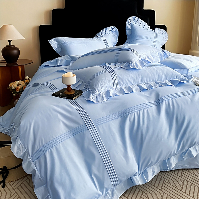 91家纺网 家纺一手货源 找家纺 花香四季家纺 2025新款全棉13376公主风纯棉法式手工立体线条四件套 蔚蓝