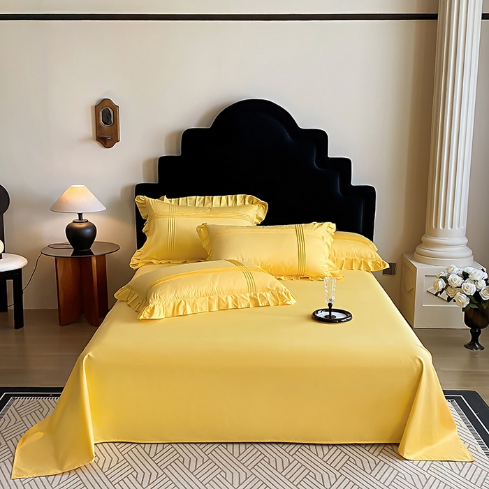 91家纺网 家纺一手货源 找家纺 花香四季家纺 2025新款全棉13376公主风纯棉法式手工立体线条四件套 姜黄