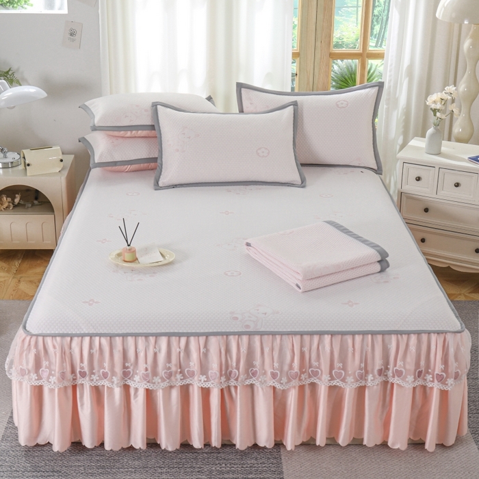 91家纺网 家纺一手货源 找家纺 品乐家纺  2025新款床裙款提花冰豆豆套件凉席席子 粉色