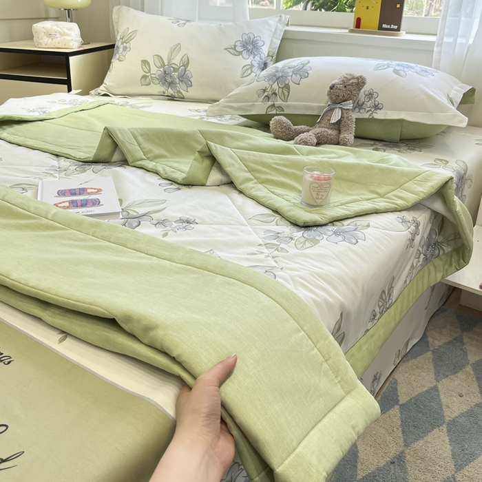 91家纺网 家纺一手货源 找家纺 菲梵家纺 2025春夏新品A类全棉喷气印花夏被 被子被芯 缪斯女神