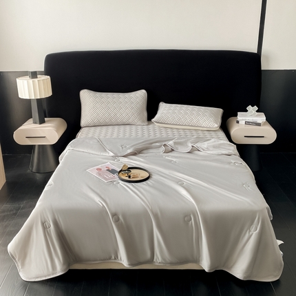 91家纺网 家纺一手货源 找家纺 欧邦 2025新款加厚纯色凉席四件套--夏被四件套 饼干花-浅灰