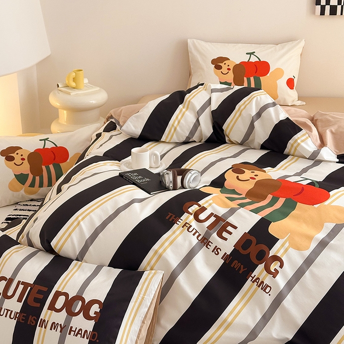 91家纺网 家纺一手货源 找家纺 2025新款全棉大版卡通数码印花纯棉四件套 可爱小狗（黑）