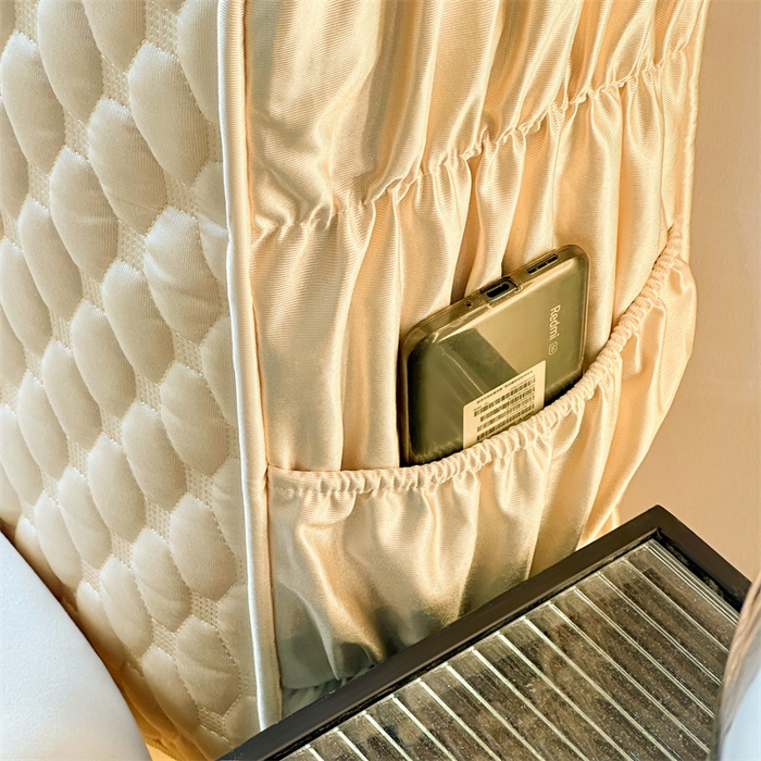 91家纺网 家纺一手货源 找家纺 情恒家纺 2025夏季款亮光布加厚双面用床头罩 香槟黄