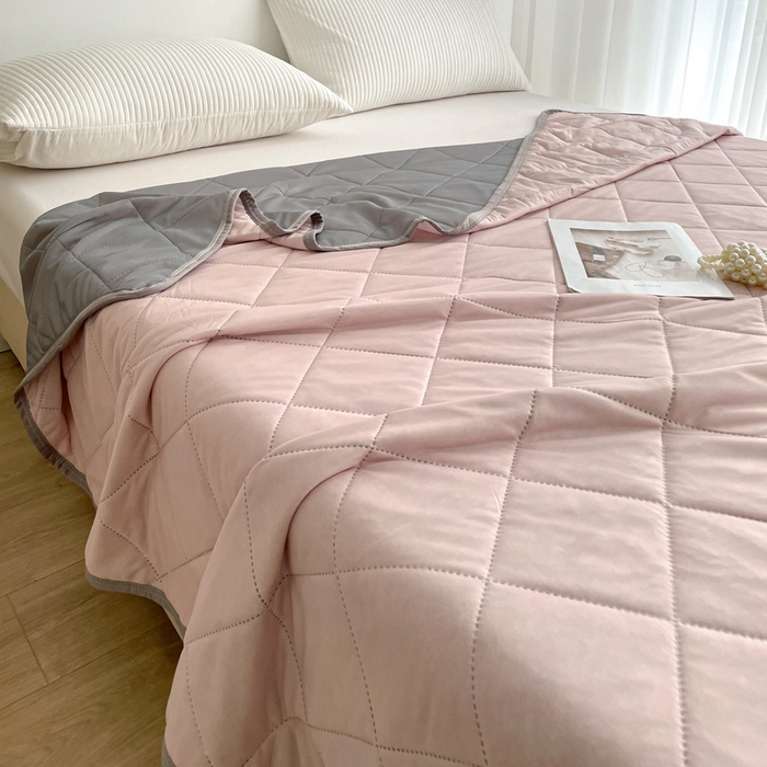 91家纺网 家纺一手货源 找家纺 富艺隆 2025新款纯色凉感丝夏被 玉粉