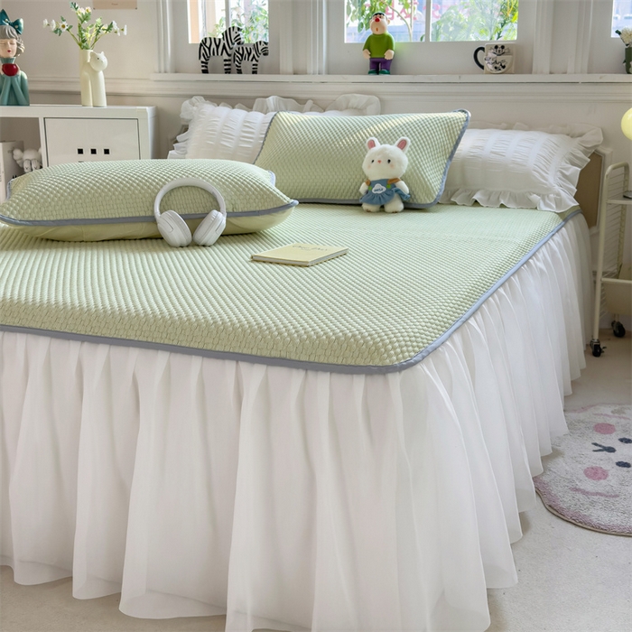 91家纺网 家纺一手货源 找家纺 丝幔家纺 2025新款A类冰豆豆花边款凉席床裙 抹茶绿