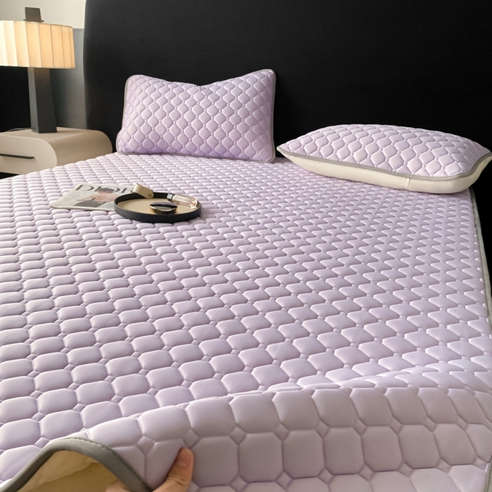 91家纺网 家纺一手货源 找家纺 欧邦 2025新款加厚纯色凉席四件套--凉席三件套 方格-浅紫