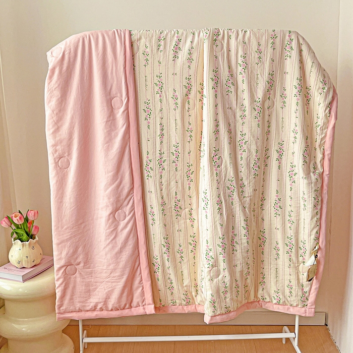 91家纺网 家纺一手货源 找家纺 富艺隆 2025新款水洗棉印花夏被 心跳回声