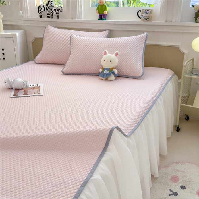 91家纺网 家纺一手货源 找家纺 丝幔家纺 2025新款A类冰豆豆花边款凉席床裙 悠粉