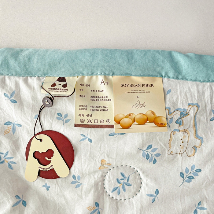 91家纺网 家纺一手货源 找家纺 富艺隆 2025新款水洗棉印花夏被 雪茸小猫