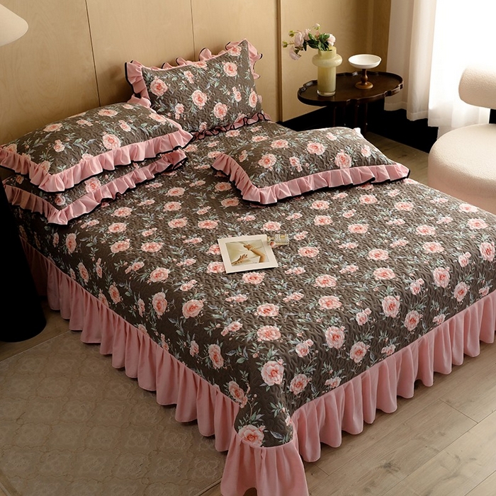 91家纺网 家纺一手货源 找家纺 金盛皇朝家纺 2025新款田园风水洗棉床盖四件套系列 暮色花市